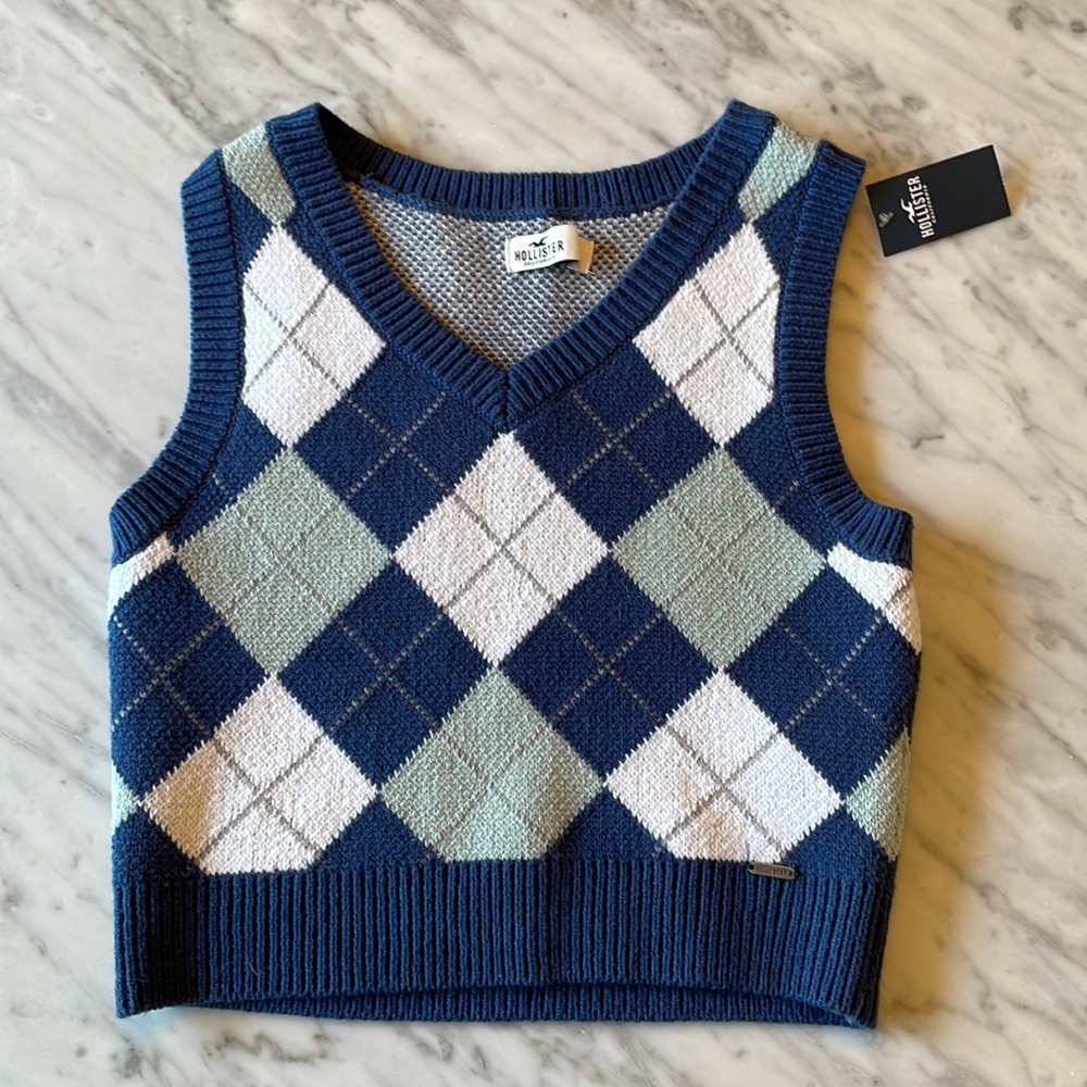 Hollister sweater vest